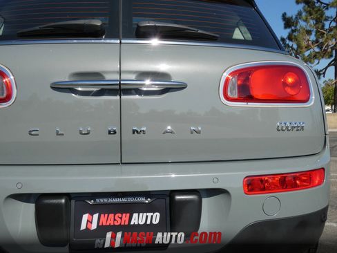 Used 2017 MINI Cooper Clubman FWD image 9