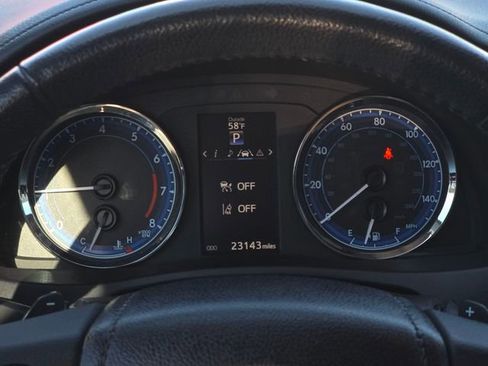 Used 2019 Toyota Corolla SE image 15