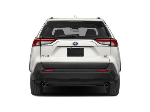 Used 2024 Toyota RAV4 LE AWD/4WD image 5