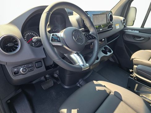 New 2026 Mercedes-Benz Sprinter 2500 image 11