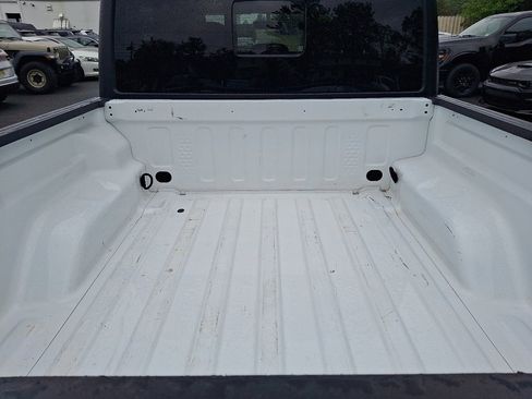 Certified 2022 Jeep Gladiator Willys image 18