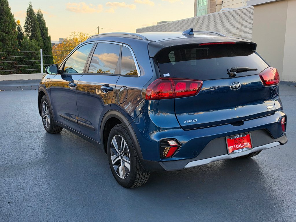 Used 2020 Kia Niro LXS FWD image 5