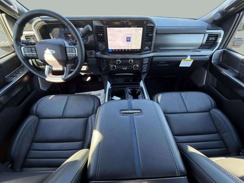 Used 2026 Ford F450 Platinum image 14