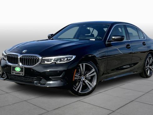 Used 2021 BMW 330e w/ Premium Package image 1