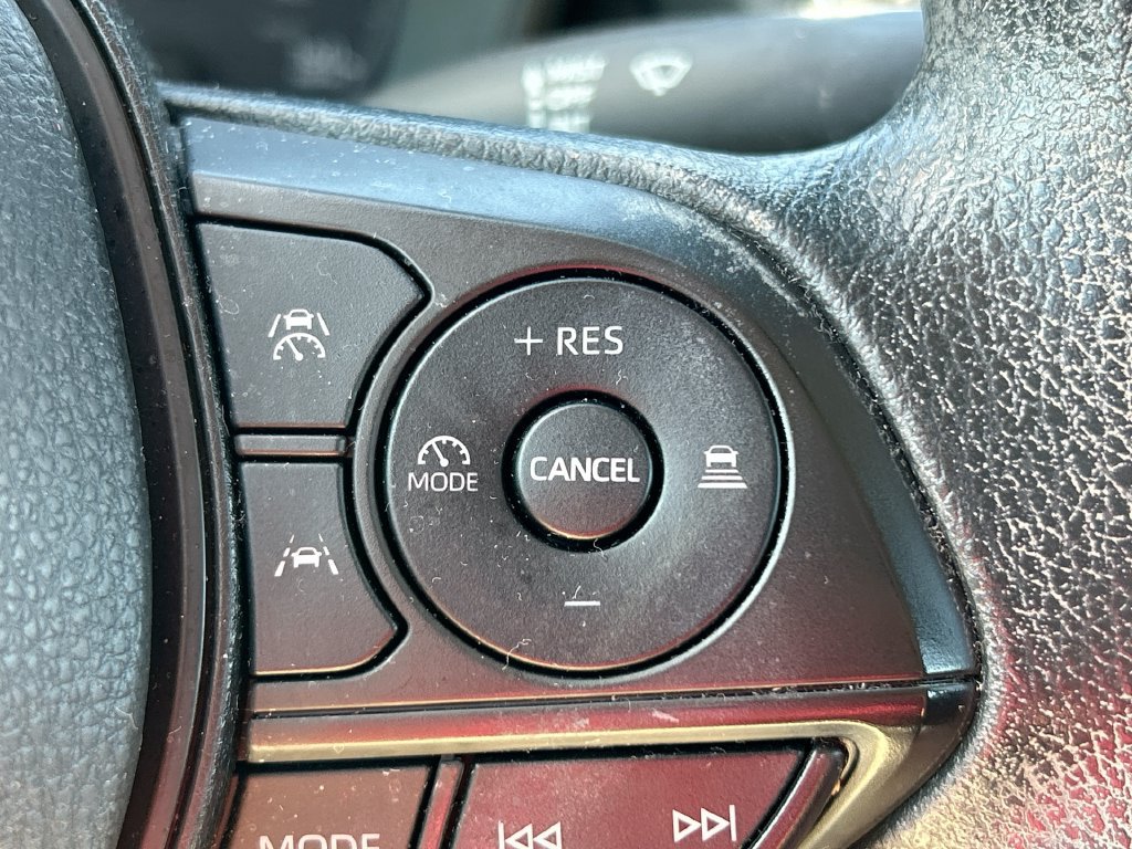 Used 2023 Toyota Corolla LE FWD image 17