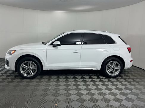 Used 2024 Audi Q5 e Premium Plus AWD/4WD image 5