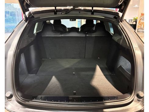 Used 2025 Tesla Model X image 14