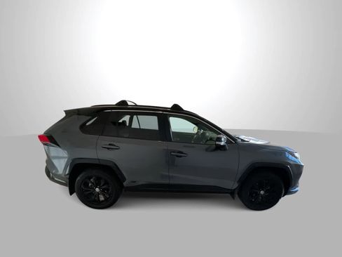 Used 2022 Toyota RAV4 XSE w/ XSE Grade Weather Package AWD/4WD image 9