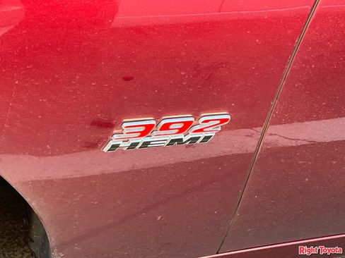 Used 2018 Dodge Charger R/T Scat Pack w/ Beats Audio Group RWD image 9