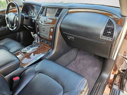 Used 2019 Nissan Armada Platinum w/ Interior Lighting Package RWD image 23