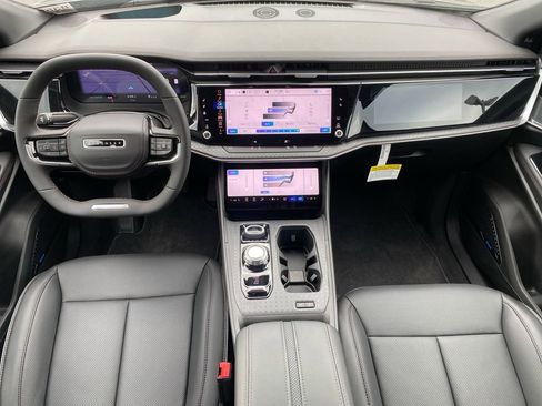 New 2025 Jeep Wagoneer S Limited w/ Comfort Package image 11