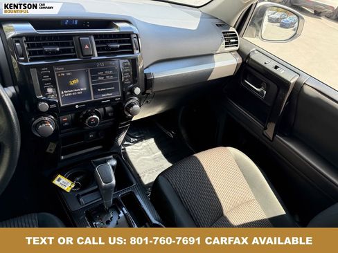 Used 2024 Toyota 4Runner TRD Off-Road AWD/4WD image 24