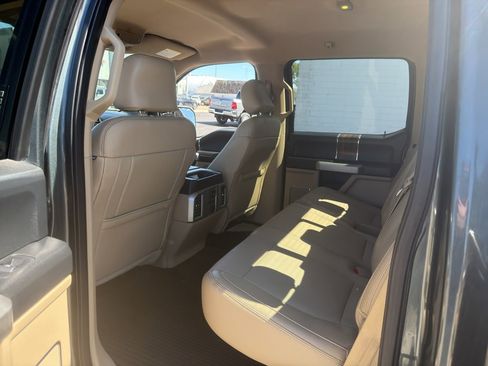 Used 2015 Ford F150 Lariat w/ Equipment Group 502A Luxury AWD/4WD image 6