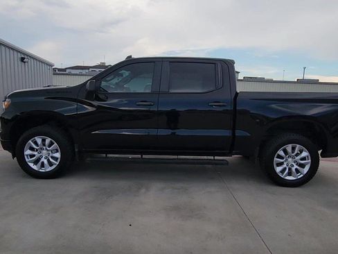 Used 2022 Chevrolet Silverado 1500 Custom RWD image 29