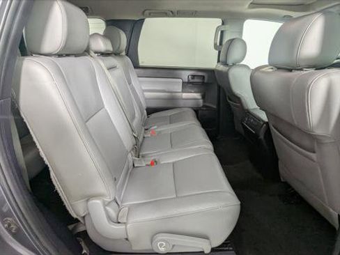 Used 2014 Toyota Sequoia SR5 w/ Premium Package image 17