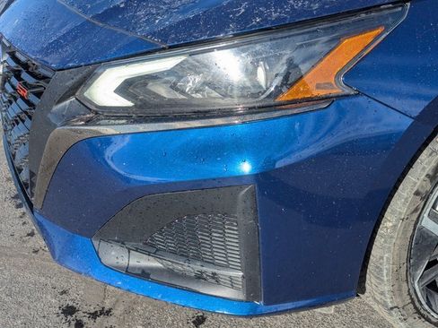 Used 2024 Nissan Altima 2.5 SR image 12