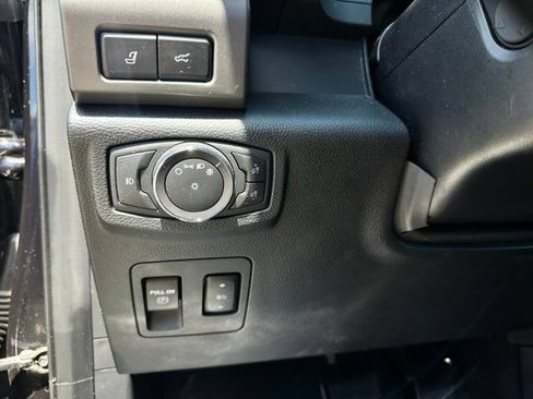 Certified 2019 Ford Expedition XLT w/ Equipment Group 202A AWD/4WD image 16