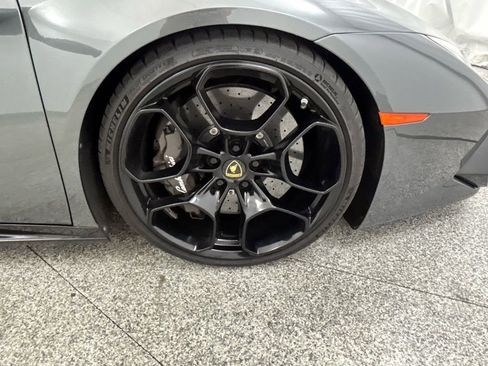 Used 2015 Lamborghini Huracan LP 610-4 AWD/4WD image 46