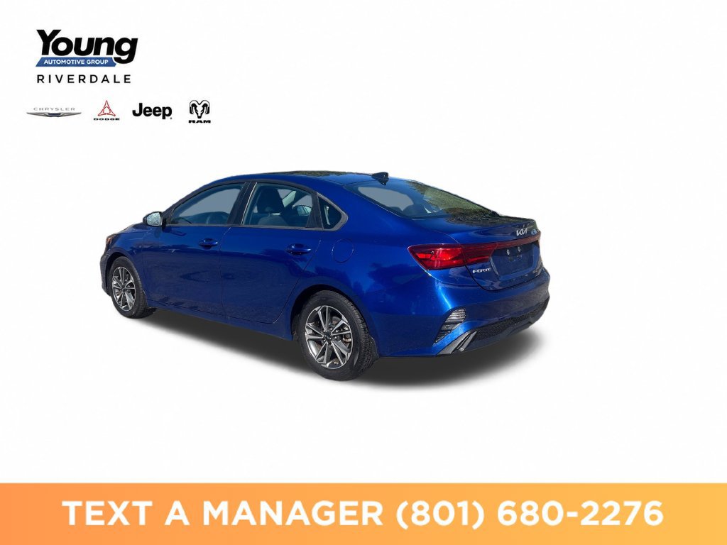 Used 2023 Kia Forte LXS FWD image 3