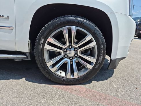 Used 2017 GMC Yukon XL Denali w/ Open Road Package AWD/4WD image 18