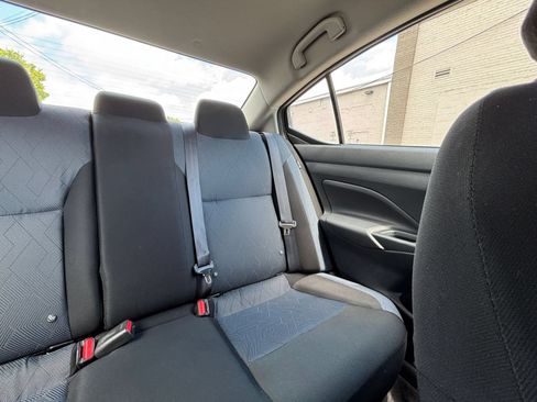 Used 2025 Nissan Versa SV FWD image 35
