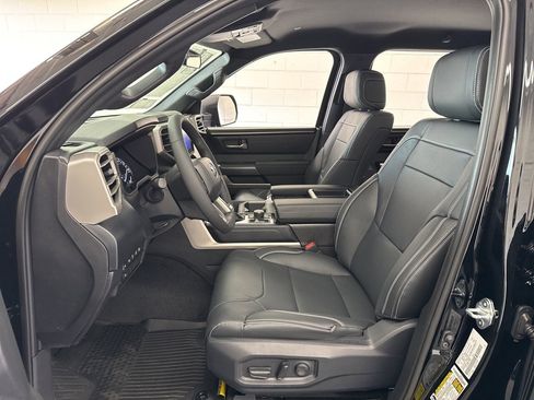 New 2026 Toyota Tundra SR5 image 13