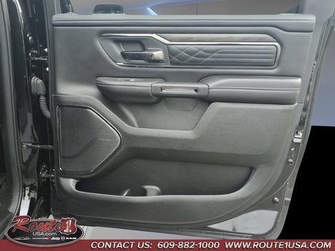 Used 2025 RAM 1500 Limited w/ Body Color Bumper Group AWD/4WD image 17