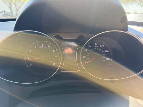 Used 2015 Hyundai Veloster RE:FLEX Edition image 12