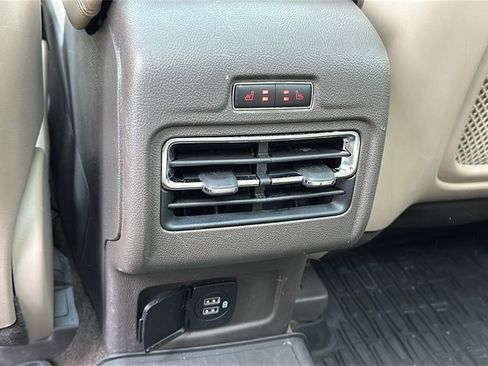 Used 2021 Lincoln Corsair Standard w/ Premium Package image 28