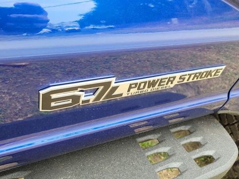 New 2026 Ford F250 Platinum w/ Tremor Off-Road Package image 15