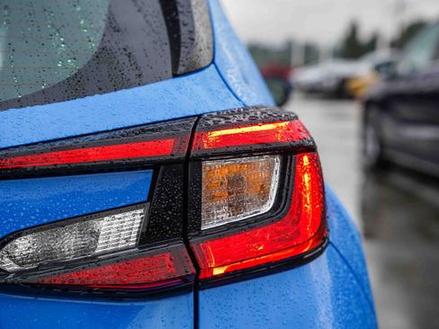 Used 2024 Subaru Impreza 2.0i Sport image 12