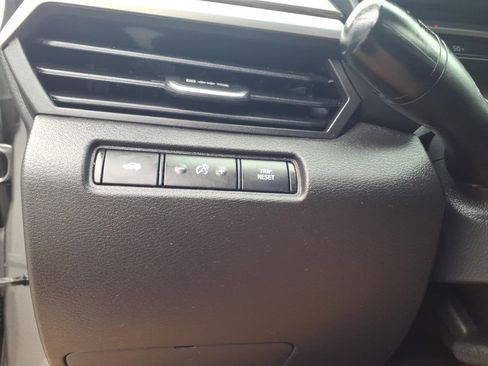 Used 2023 Nissan Altima 2.5 SV image 14