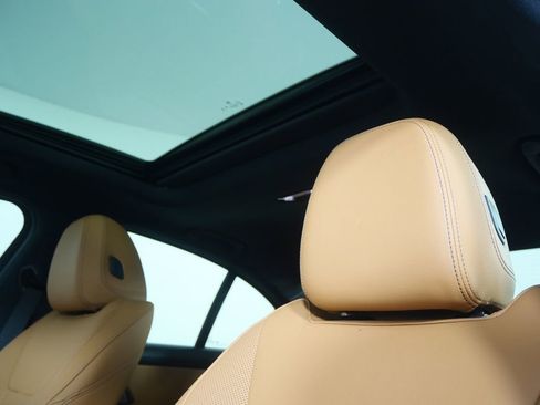 Used 2025 BMW M340i w/ Premium Package image 12