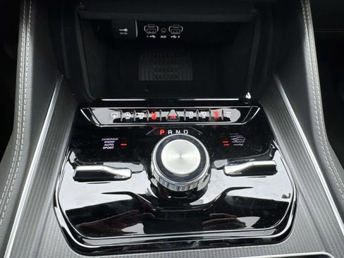 New 2026 Jeep Grand Wagoneer Summit AWD/4WD image 16