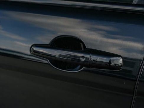 Used 2015 Land Rover Range Rover Evoque Pure image 10