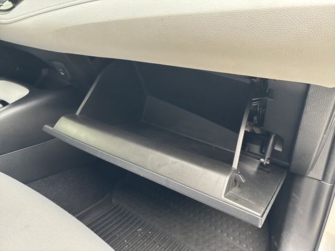 Used 2023 Toyota Corolla SE FWD image 26