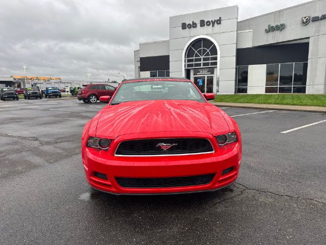 Used 2014 Ford Mustang Premium RWD image 2