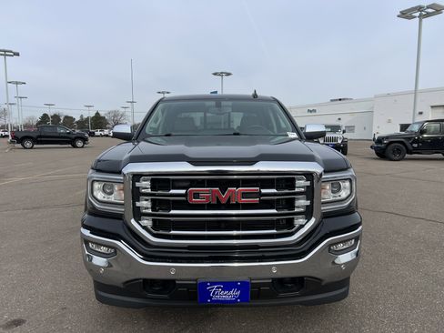 Used 2018 GMC Sierra 1500 SLT w/ SLT Premium Package image 2