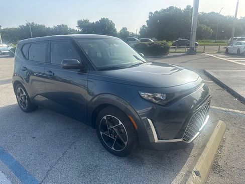 Certified 2023 Kia Soul EX FWD image 1