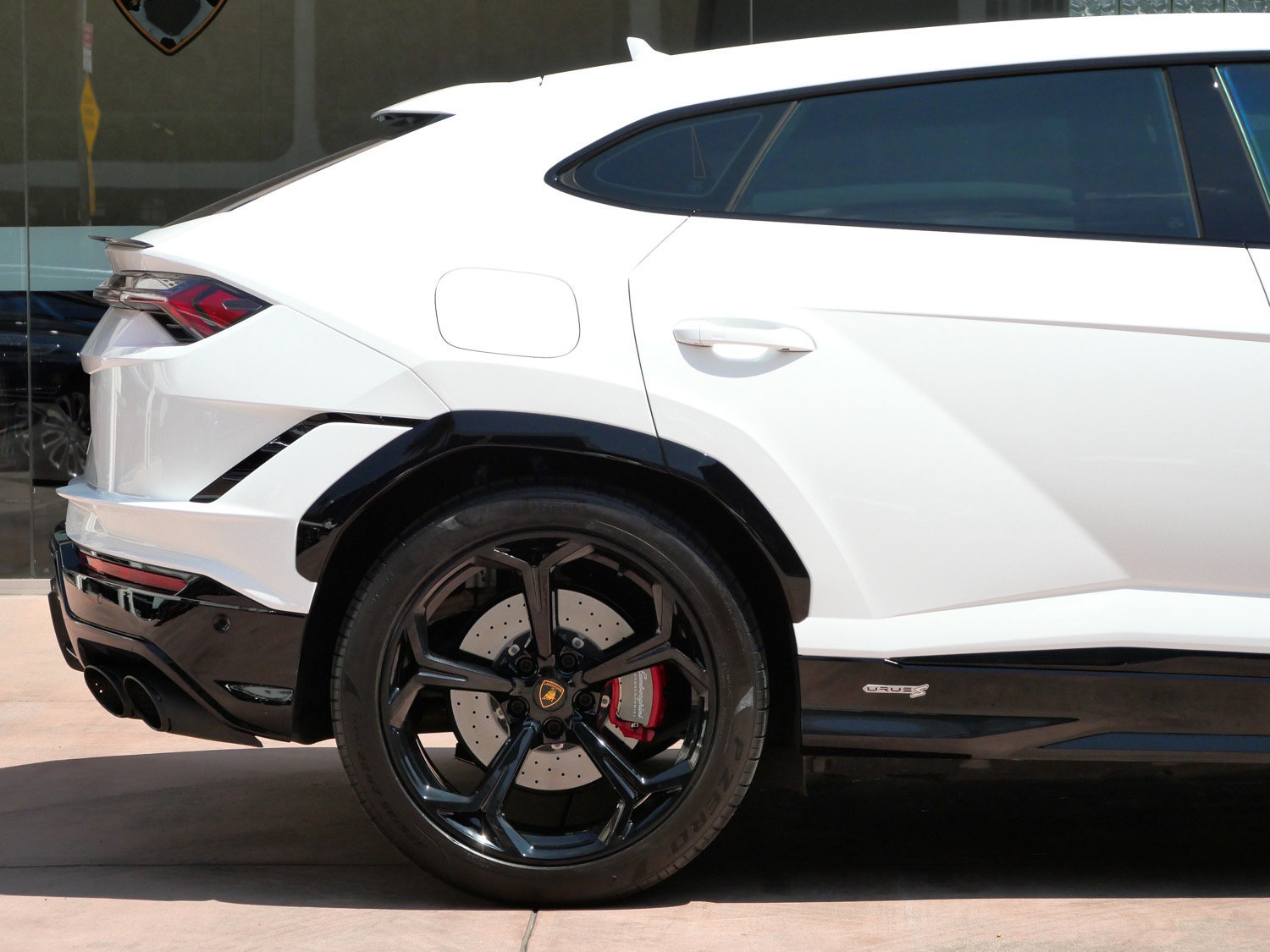 Used 2023 Lamborghini Urus S AWD/4WD image 11