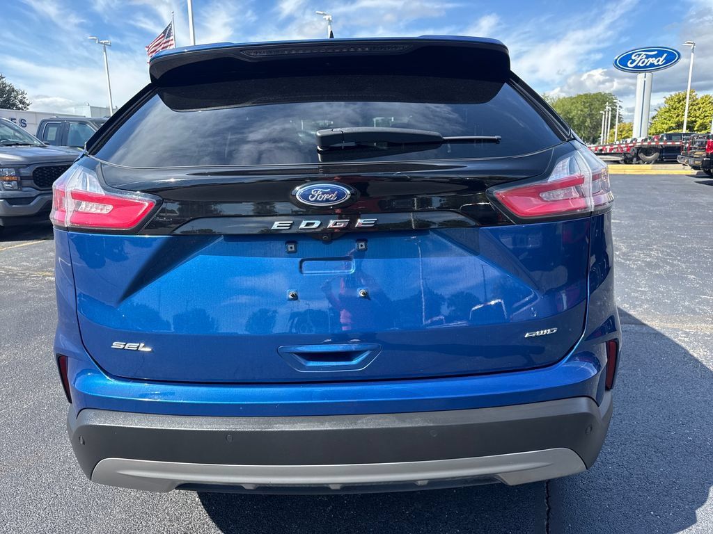 Used 2024 Ford Edge SEL AWD/4WD image 8
