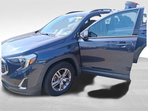 Used 2019 GMC Terrain SLE w/ Driver Convenience Package AWD/4WD image 20