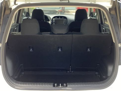 Used 2023 Kia Soul LX w/ LX Technology Package FWD image 30