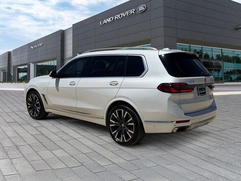 Used 2023 BMW X7 xDrive40i w/ Executive Package AWD/4WD image 3