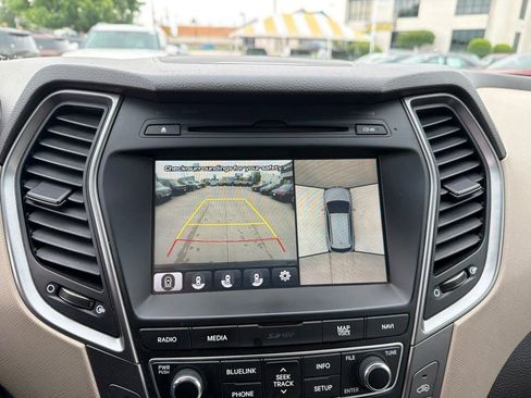 Used 2017 Hyundai Santa Fe Sport FWD image 25