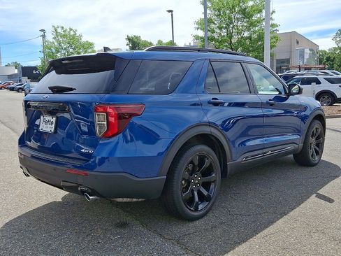 Certified 2023 Ford Explorer ST-Line AWD/4WD image 4