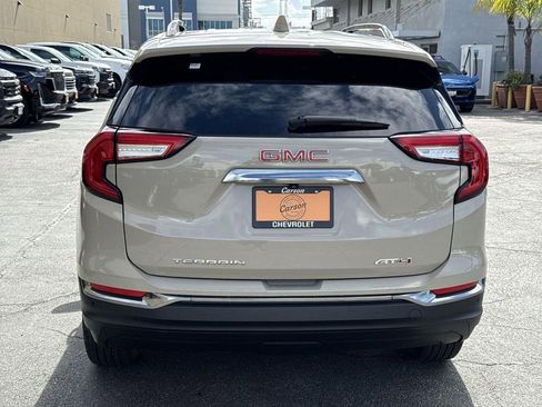 Used 2022 GMC Terrain AT4 w/ Tech Package AWD/4WD image 4