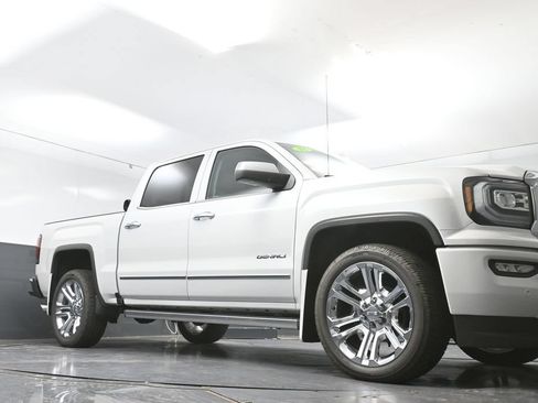 Used 2018 GMC Sierra 1500 Denali w/ Denali Ultimate Package AWD/4WD image 56