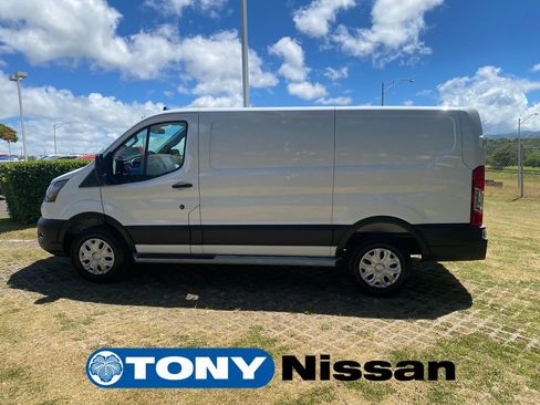 Used 2025 Ford Transit 250 Low Roof w/ Exterior Upgrade Package RWD image 22