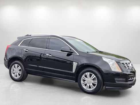 Used 2015 Cadillac SRX Luxury w/ Driver Awareness Package image 4